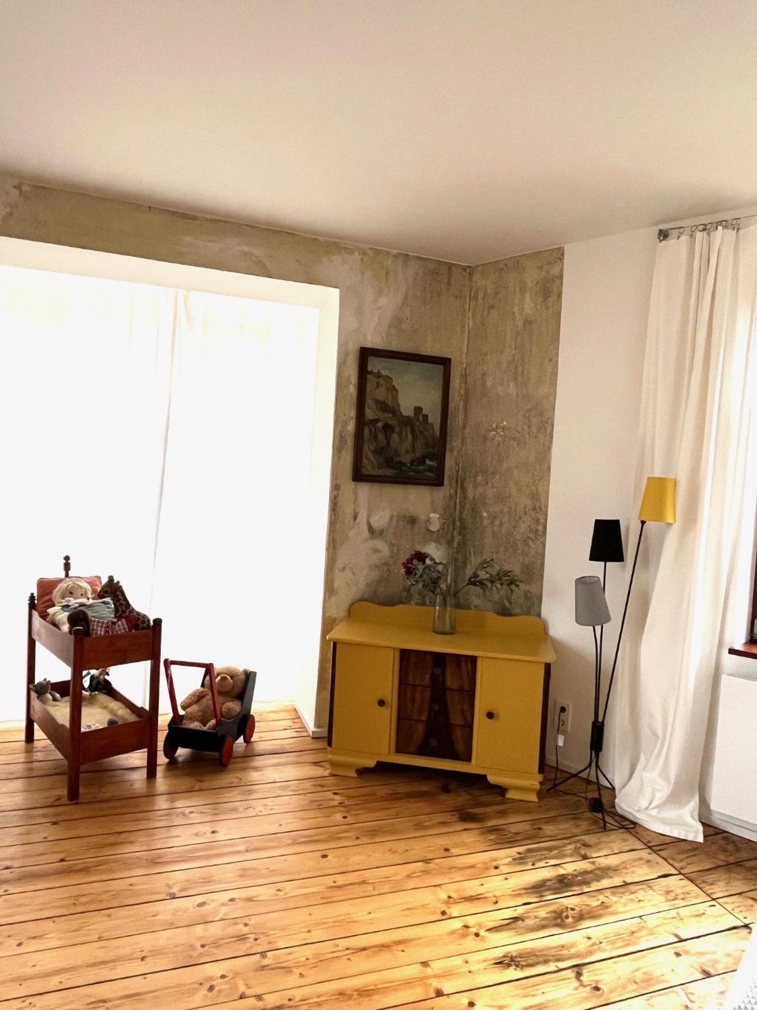 Kuenstlerzimmer Im Kulturhaus Haeselburg Γκέρα Εξωτερικό φωτογραφία
