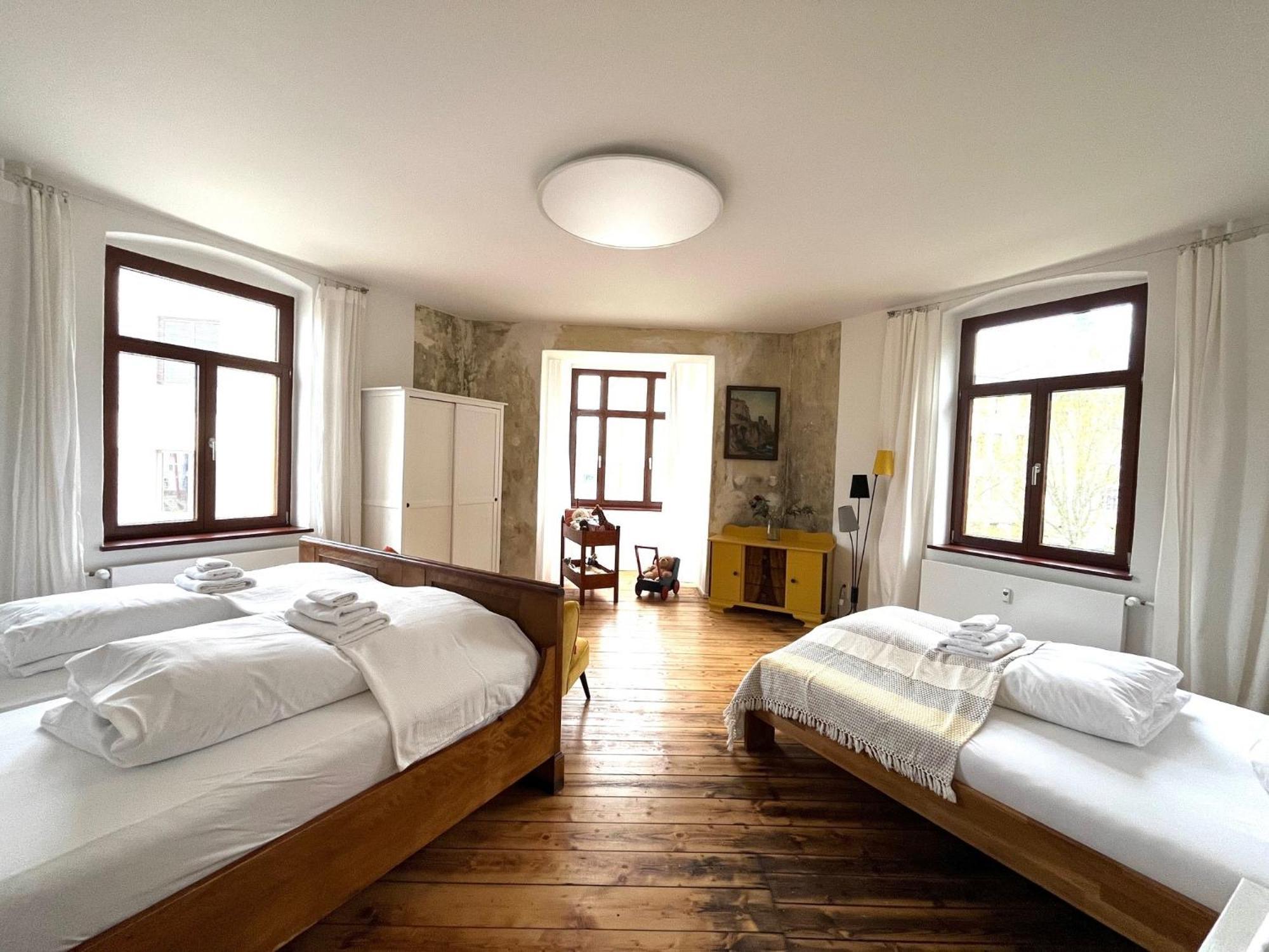 Kuenstlerzimmer Im Kulturhaus Haeselburg Γκέρα Εξωτερικό φωτογραφία